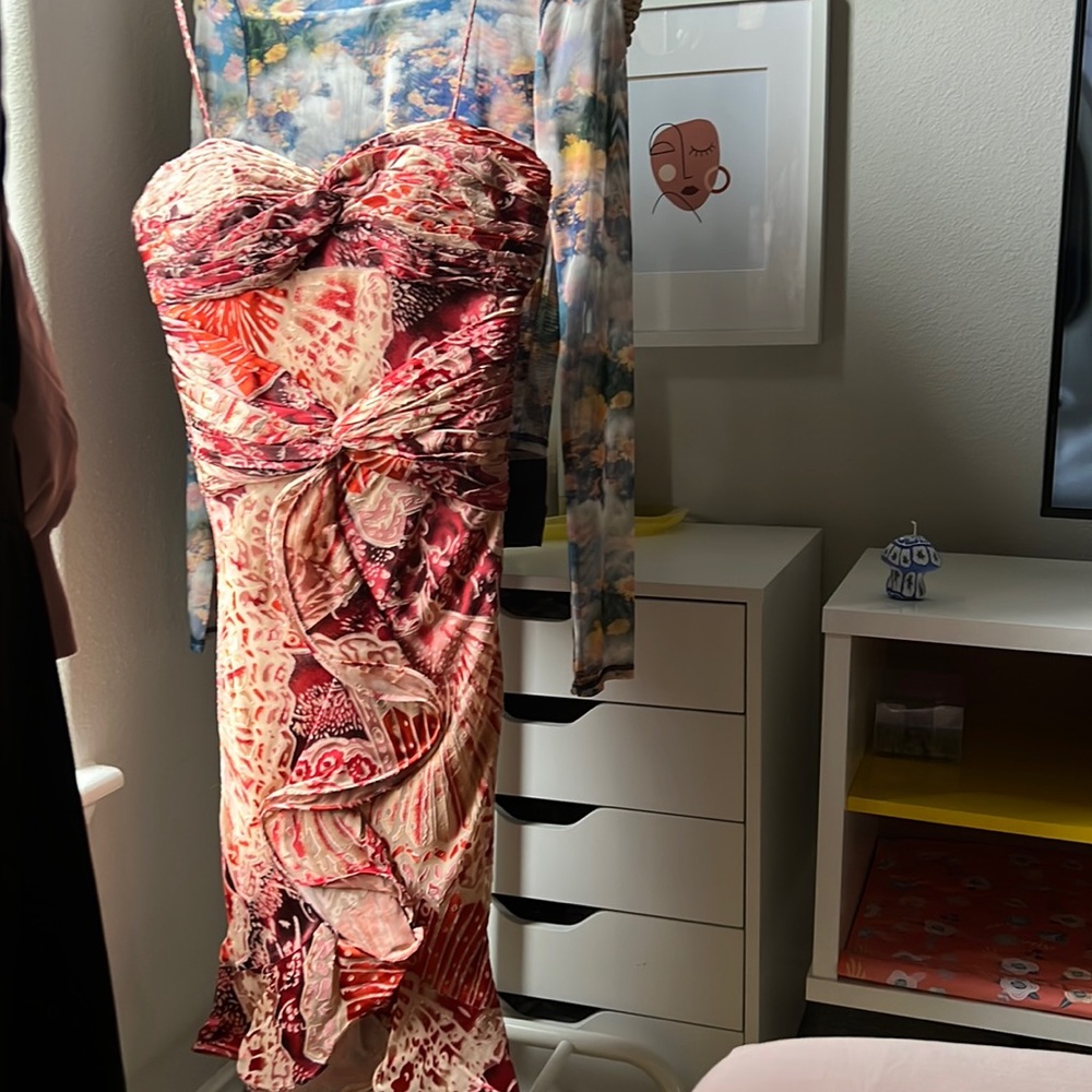 Issue New York dress